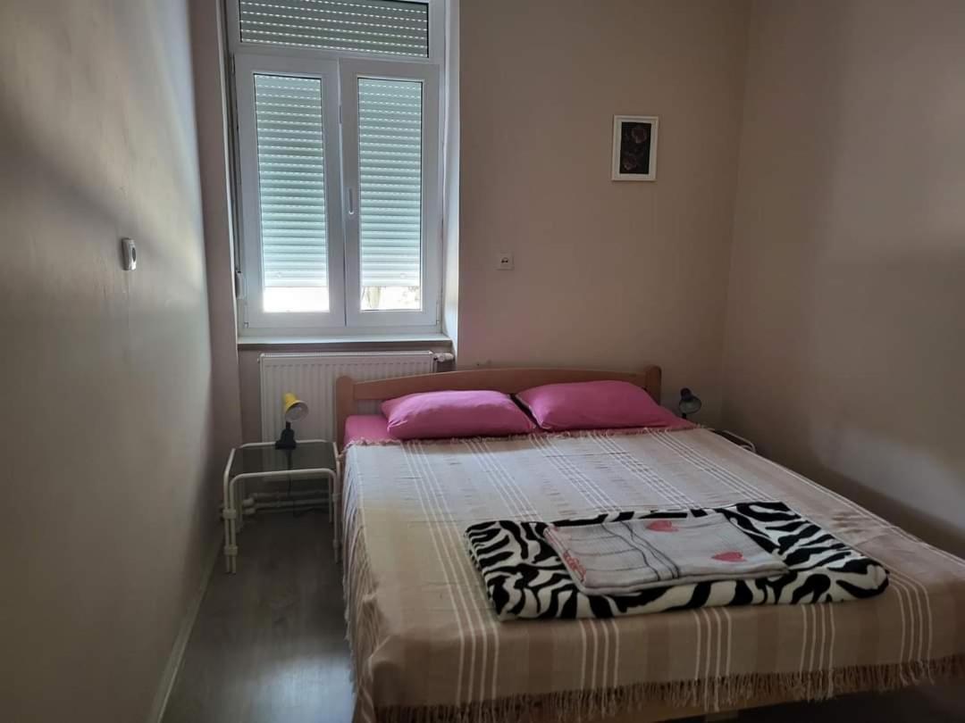Apartman Central Ruma Zewnętrze zdjęcie